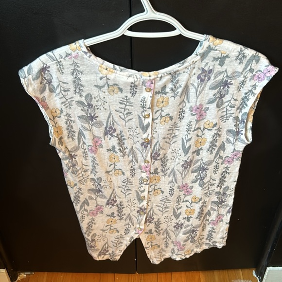 Rachel Ashwell Women’s sleeveless shirt. 100% linen. Size Medium. - Picture 2 of 9